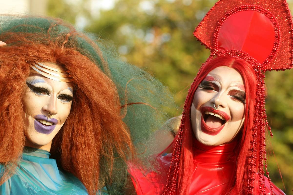 Clown Costume Cosmetics: 7 Proven Tips to Avoid Painful Mistakes